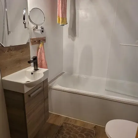 Apartment Privates Ein-zimmer-ferienappartement Sabine Im Bei Fussen Im Allgau *