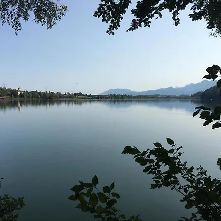 Apartment Privates Ein-zimmer-ferienappartement Sabine Im Bei Fussen Im Allgau Seeg